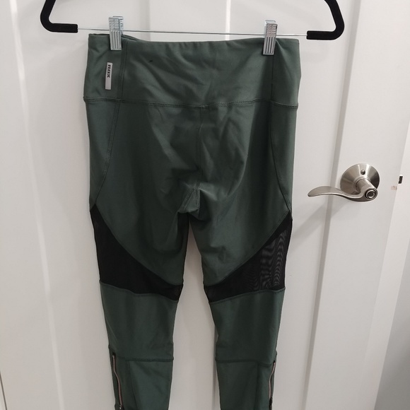 Dark Green Cropped Mesh Leggings - Picture 7 of 7